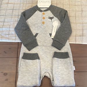 Tahari Baby 2 Piece Romper & Hat Set NWT